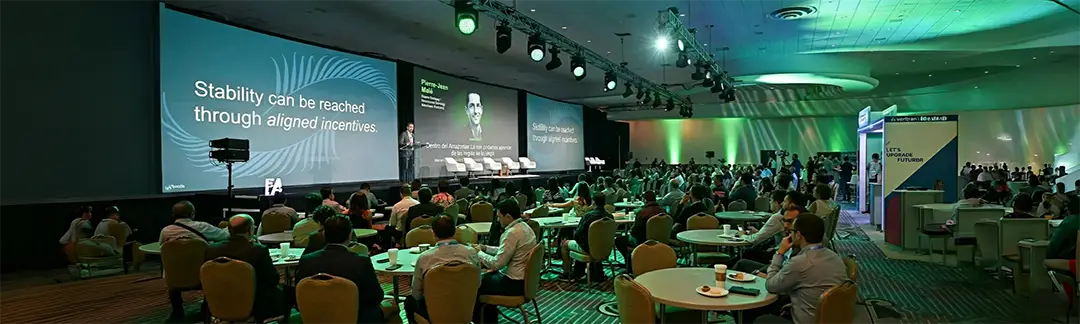 Image of a conference at Fintech Americas 2026, focused on technological modernization, digital transformation, and key trends in the financial industry.