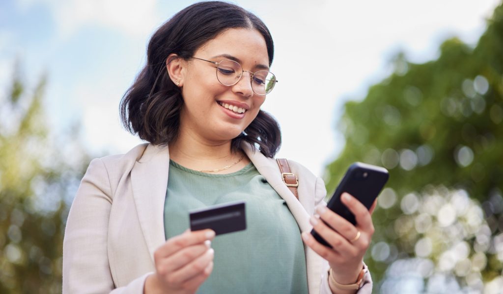 phone-credit-card-img3